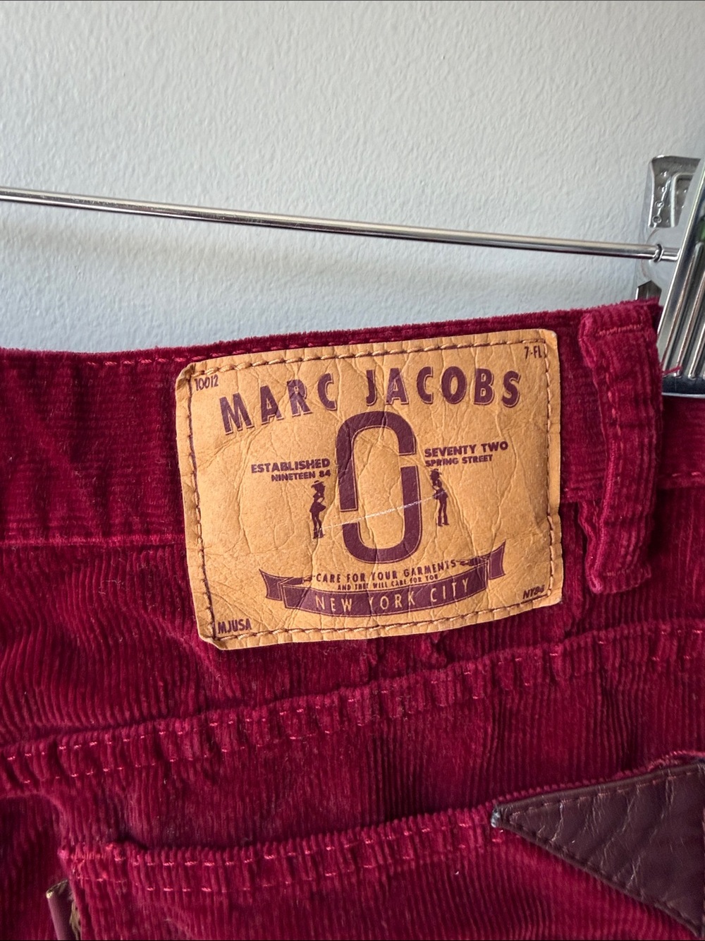 Marc Jacobs Burgundy Corduroy  Y2K style rocket Mini Skirt size 25 - Picture 3 of 6